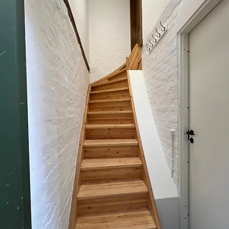 The Cozy Cave Center Apartman *